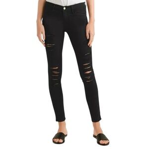 Frame Le Skinny de Jeanne Size 27 Distressed Black with Holes Film Noir